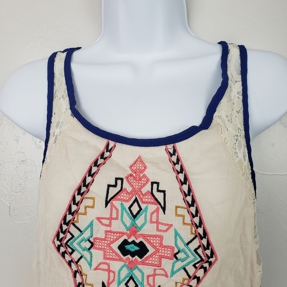 Kate Collection Blue High Low Tank Top Embroidery - Picture 2 of 6